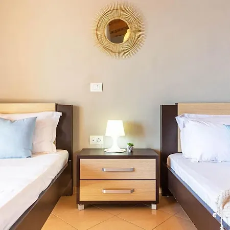 Apartment Potam'sea Bliss 36- Front, Sun Beds & Parking *